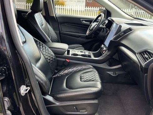 Used 2023 Ford Edge Titanium AWD/4WD image 23