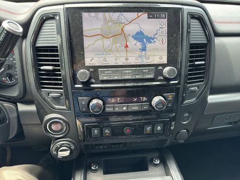 Used 2021 Nissan Titan PRO-4X w/ Pro-4x Convenience Package AWD/4WD image 23