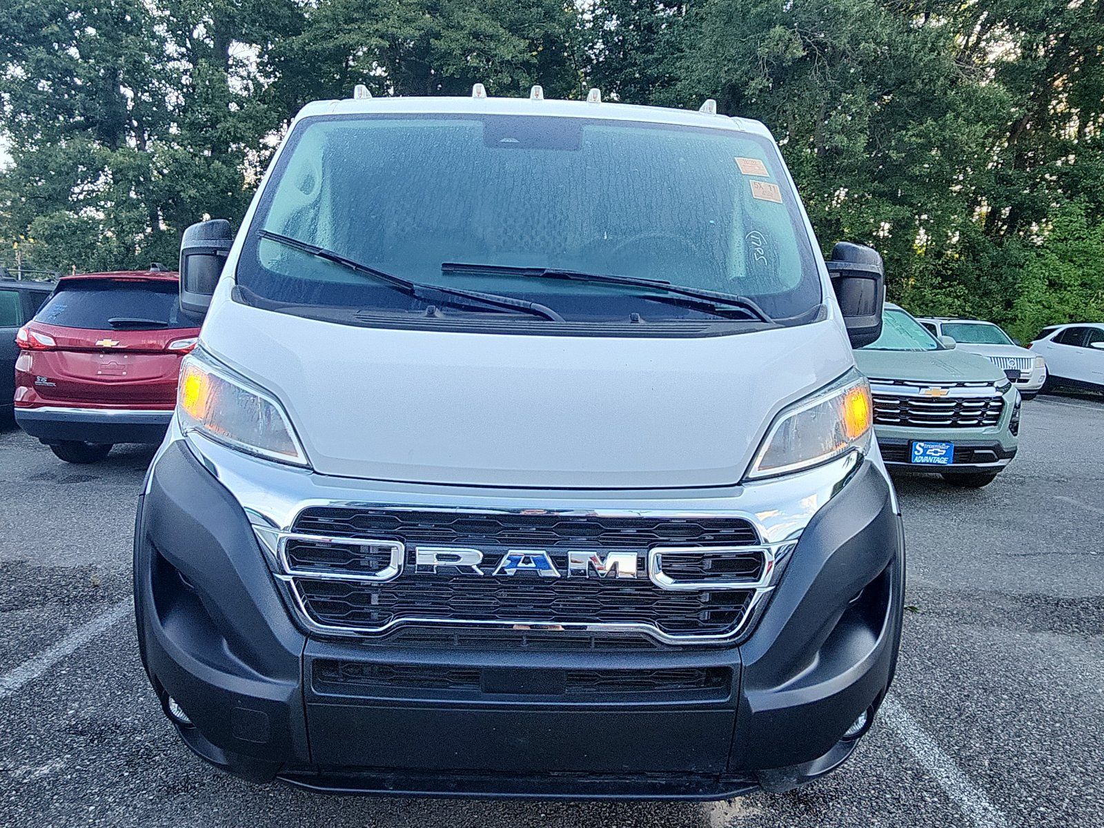 Used 2025 RAM ProMaster 2500 w/ U-Haul Equipment Group FWD image 8