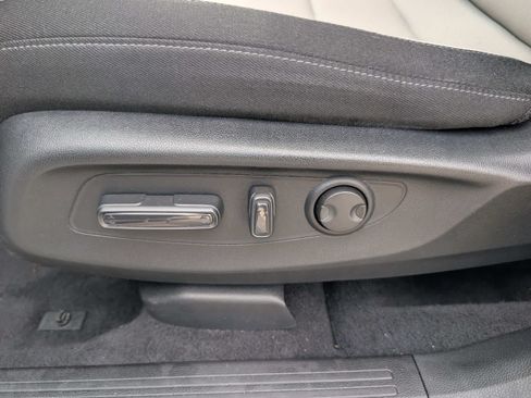 Certified 2023 Honda CR-V EX image 17