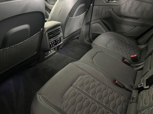 Used 2025 Audi RS Q8 performance image 11