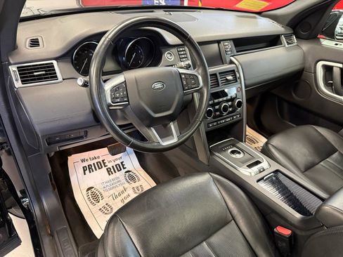 Used 2019 Land Rover Discovery Sport HSE AWD/4WD image 24