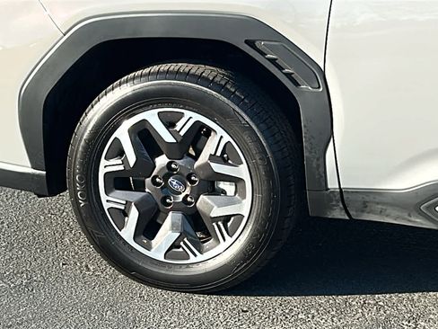 Certified 2026 Subaru Forester Premium AWD/4WD image 10