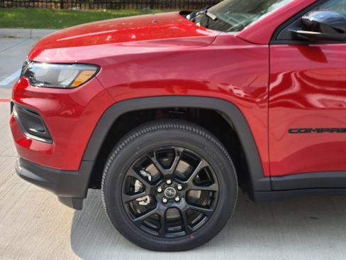 New 2026 Jeep Compass Latitude AWD/4WD image 10