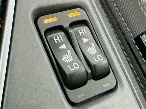 Used 2024 Subaru Crosstrek 2.0i Premium image 15