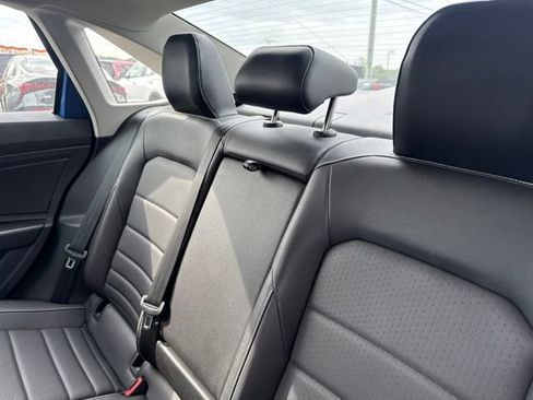 Used 2024 Volkswagen Jetta SE FWD image 21