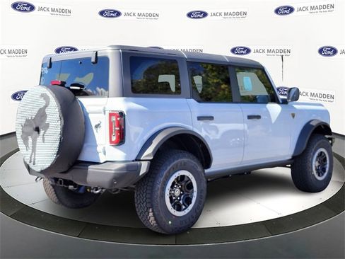 New 2025 Ford Bronco Badlands w/ Sasquatch Package image 5