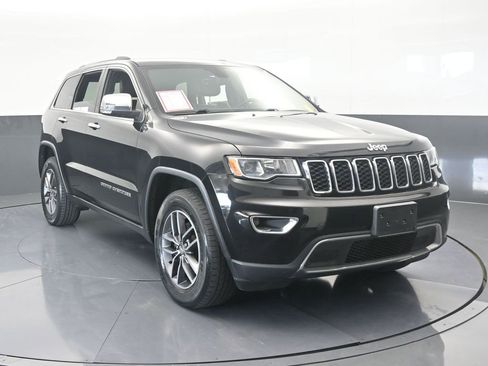 Used 2018 Jeep Grand Cherokee Limited image 9