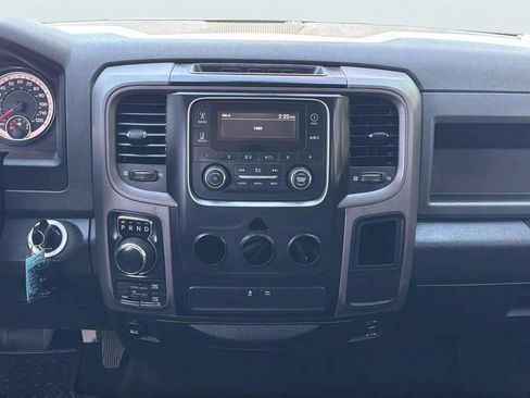Used 2018 RAM 1500 ST AWD/4WD image 12
