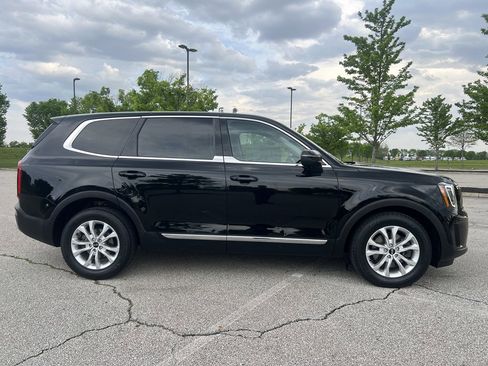 Used 2020 Kia Telluride LX FWD image 6