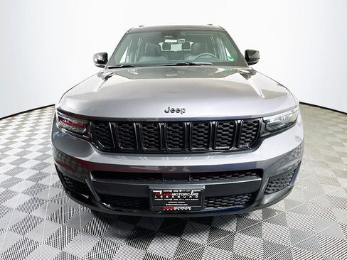 New 2025 Jeep Grand Cherokee L Altitude AWD/4WD image 2