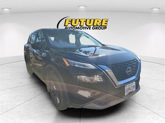 Used 2023 Nissan Rogue S video 1