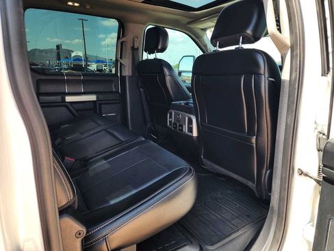 Used 2020 Ford F350 Lariat w/ Lariat Ultimate Package AWD/4WD image 19
