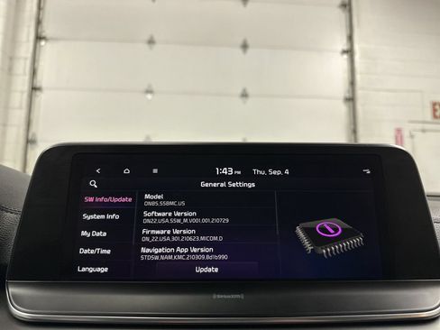 Used 2022 Kia Telluride S AWD/4WD image 30