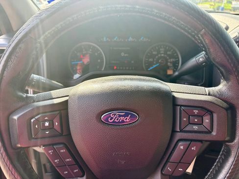 Used 2015 Ford F150 XLT w/ Equipment Group 302A Luxury RWD image 14
