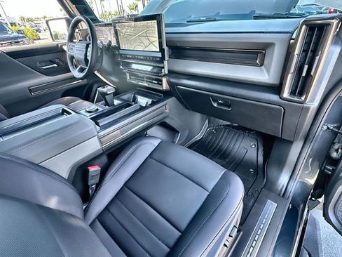 New 2025 GMC Hummer EV 2X AWD/4WD image 30