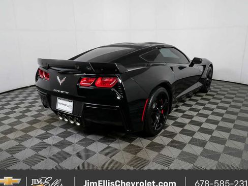 Used 2017 Chevrolet Corvette Stingray Coupe w/ 1LT image 3