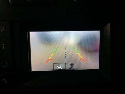 Used 2018 Ford F150 XLT image 9