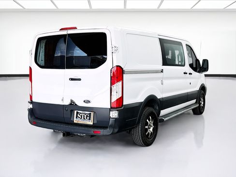 Used 2018 Ford Transit 250 130 Low Roof w/ Exterior Upgrade Package RWD image 4