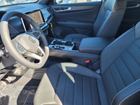 New 2024 Volkswagen Atlas Cross Sport SEL R-Line image 16