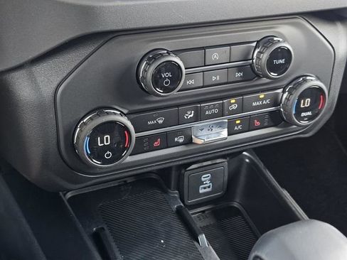 New 2025 Ford Bronco Big Bend image 20