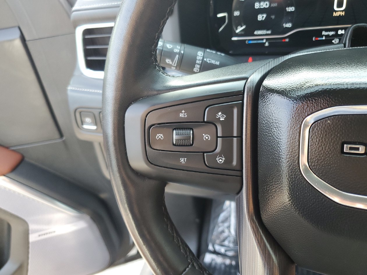 Used 2023 GMC Yukon Denali Ultimate AWD/4WD image 28