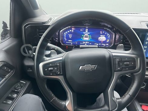 Used 2024 Chevrolet Silverado 1500 RST RWD image 7