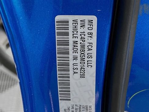 Used 2021 Jeep Cherokee Trailhawk w/ Trailer Tow Group image 31