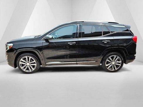 Used 2018 GMC Terrain Denali w/ Advanced Safety Package AWD/4WD image 4