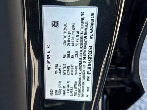 Used 2025 Tesla Model 3 Long Range RWD image 17