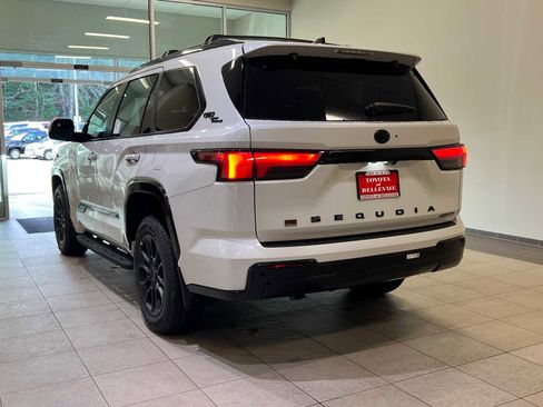 New 2026 Toyota Sequoia Platinum image 4