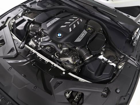 Used 2024 BMW M850i xDrive Coupe image 23