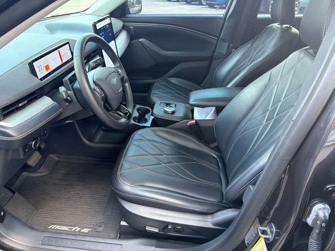 Used 2022 Ford Mustang Mach-E Select w/ Comfort/Technology Package RWD image 10
