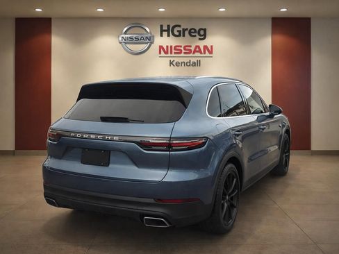 Used 2019 Porsche Cayenne AWD/4WD image 4