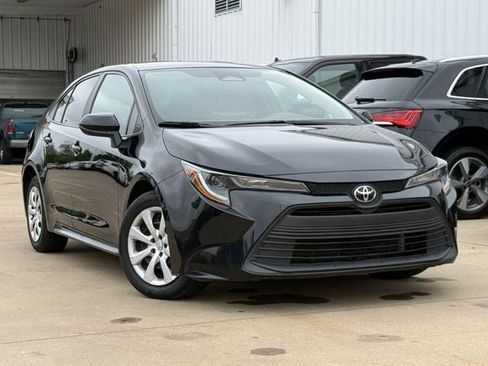 Used 2024 Toyota Corolla LE image 1