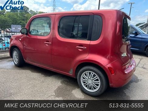 Used 2010 Nissan Cube 1.8 S w/ Interior Designer Pkg FWD image 4