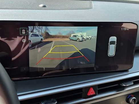 Used 2025 Kia Sorento S w/ Panoramic Sunroof Package image 19