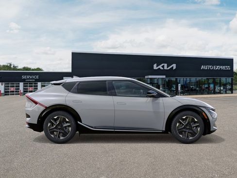 New 2025 Kia EV6 2WD image 7