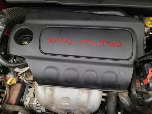 Used 2018 Jeep Compass Latitude w/ Popular Equipment Group FWD image 30