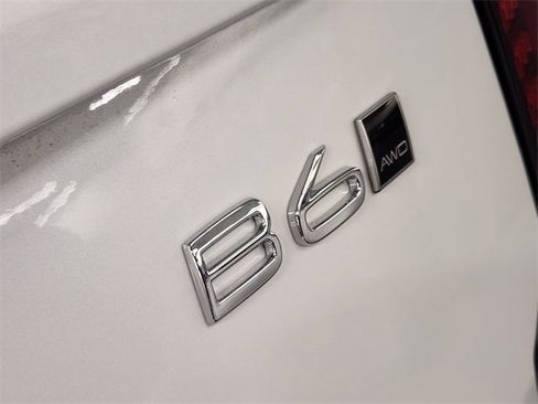 New 2026 Volvo XC90 B6 Plus w/ Protection Package Premier image 13