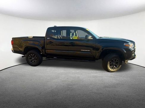 Certified 2023 Toyota Tacoma SR5 image 15