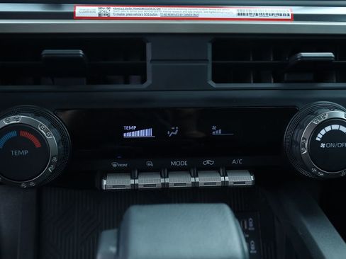 Used 2025 Toyota Tacoma SR5 image 25