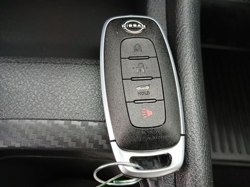 Used 2025 Nissan Sentra SV FWD image 20