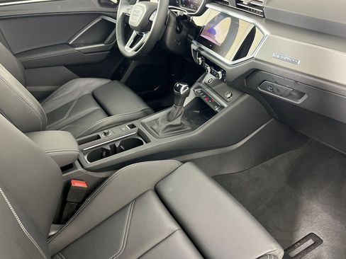Used 2025 Audi Q3 2.0T Premium w/ Convenience Package image 15