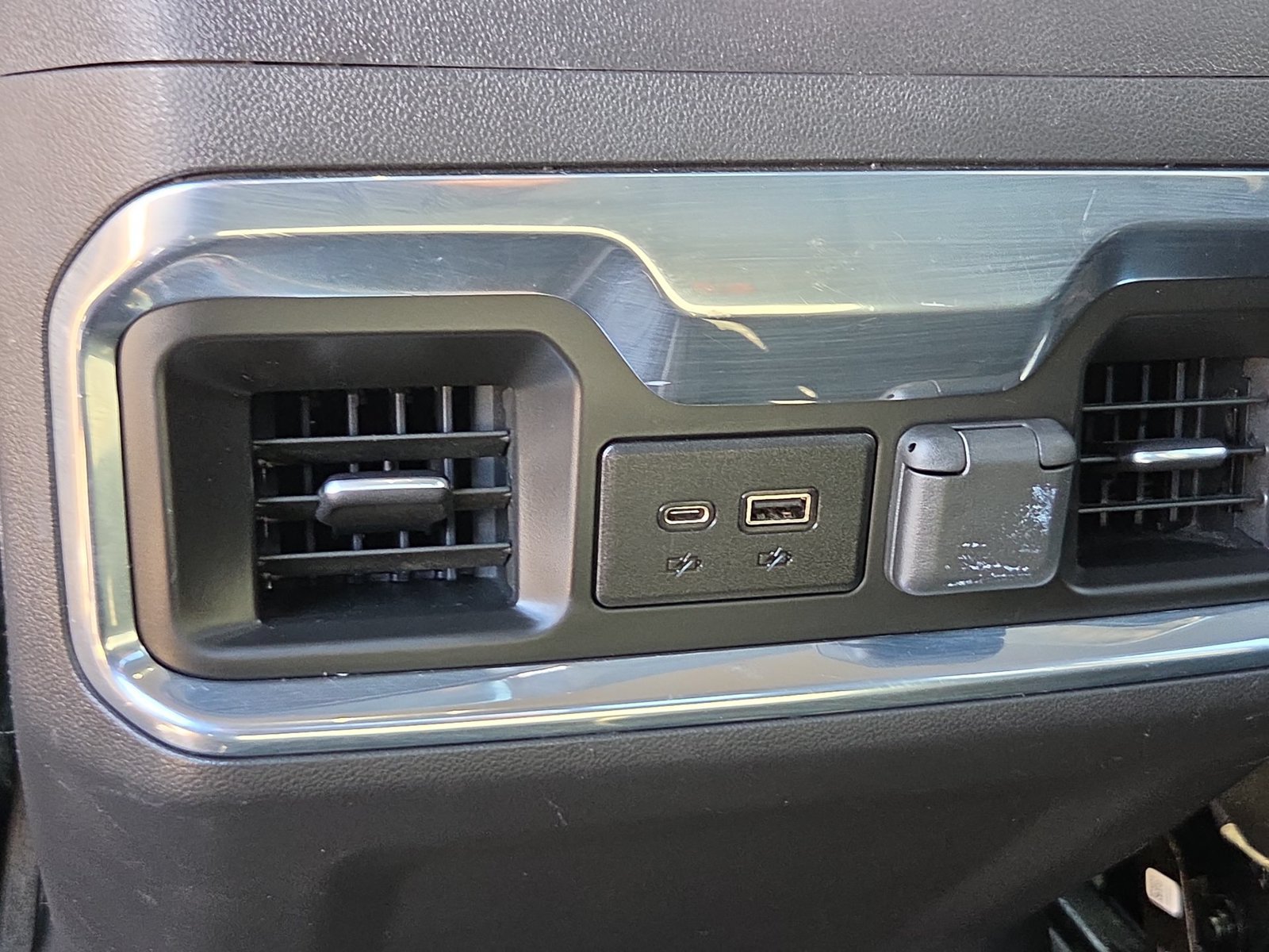 Used 2022 GMC Sierra 1500 SLT AWD/4WD image 20