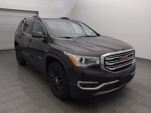Used 2018 GMC Acadia SLT image 13