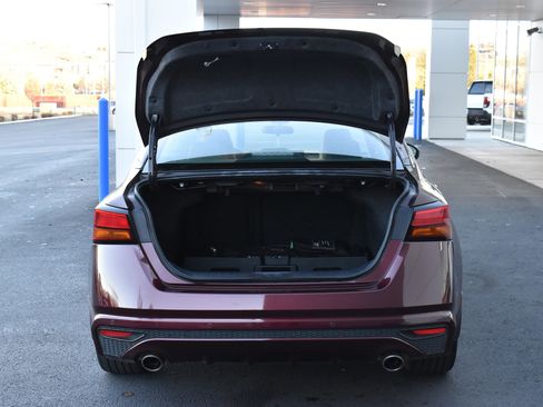 Used 2024 Nissan Altima 2.5 SL image 8