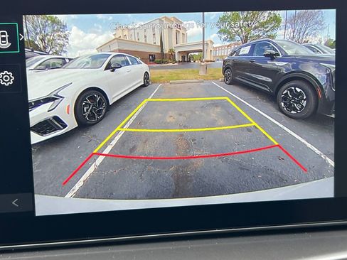 New 2025 Kia Sorento S w/ Panoramic Sunroof Package image 28