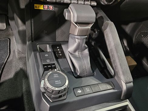 New 2026 Toyota Tacoma Limited AWD/4WD image 20