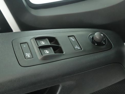 Used 2026 RAM ProMaster 2500 w/ Convenience Group FWD image 5